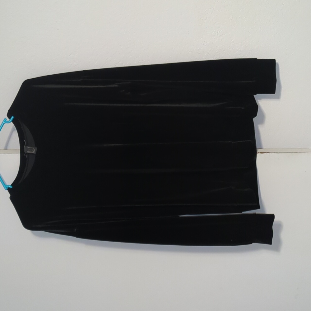 Forever 21 Black Velvet long sleeve shirt